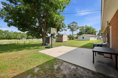4114 Edgewood Drive, Ayden, NC 28513 - Photo 5