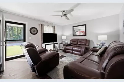 4114 Edgewood Drive, Ayden, NC 28513 - Photo 11