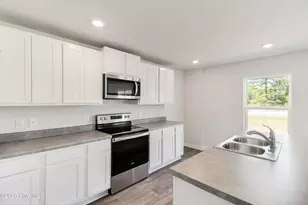 3093 E Golden Field Dr SE, Bolivia, NC 28422 - Photo 11