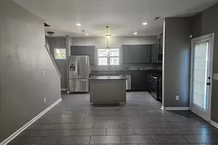 210 Long Pond Dr, Sneads Ferry, NC 28460 - Photo 5