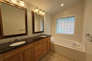 4913 Coronado Dr, Wilmington, NC 28409 - Photo 17