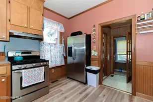 606 W Colonial Ave, Elizabeth City, NC 27909 - Photo 13