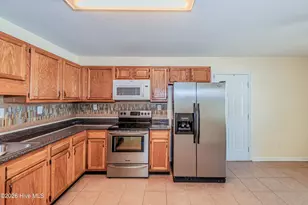 1026 Spring Villa Dr, Jacksonville, NC 28540 - Photo 11