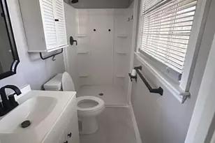 1015 Plymouth Dr, New Bern, NC 28562 - Photo 11