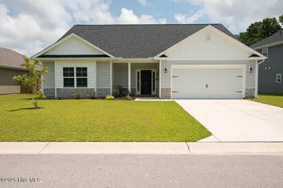 702 Greenwich Place, Richlands, NC 28574 - Photo 1