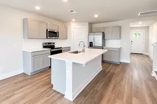 1017 Pampas Grass Dr, Castle Hayne, NC 28429 - Photo 5