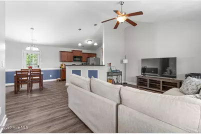 216 Lockwood Court, Hubert, NC 28539 - Photo 5
