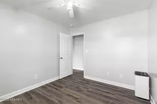 216 Lockwood Ct, Hubert, NC 28539 - Photo 17