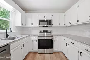 1040 Southbriar Dr, Rocky Mount, NC 27804 - Photo 15