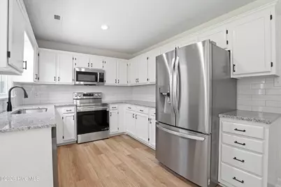 1040 Southbriar Drive, Rocky Mount, NC 27804 - Photo 9