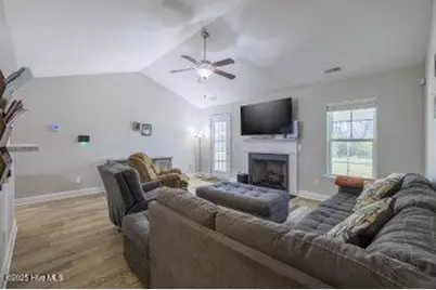 100 Stony Brook Way, Jacksonville, NC 28546 - Photo 7