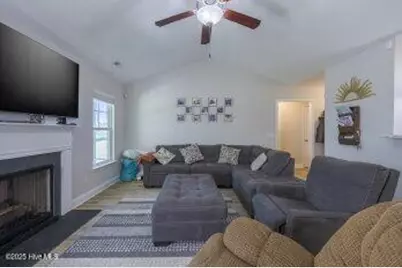 100 Stony Brook Way, Jacksonville, NC 28546 - Photo 9