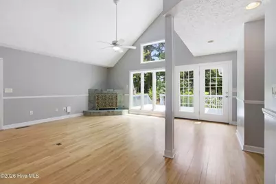 209 E Palmer Drive, New Bern, NC 28560 - Photo 9