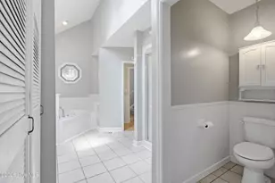 209 E Palmer Dr, New Bern, NC 28560 - Photo 15