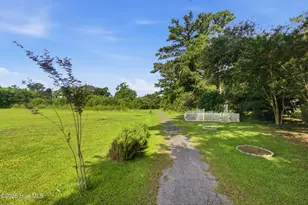209 E Palmer Dr, New Bern, NC 28560 - Photo 43