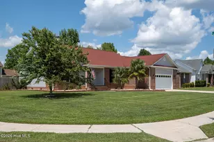 101 Fairfax Ct, Jacksonville, NC 28540 - Photo 3