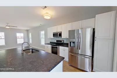 632 Brunswick Street, Wilmington, NC 28401 - Photo 9