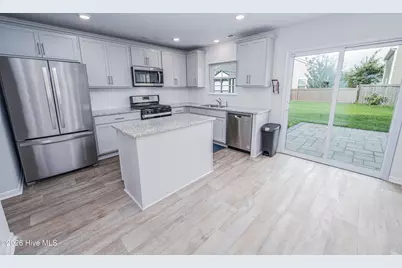 607 Ava Street, New Bern, NC 28560 - Photo 7
