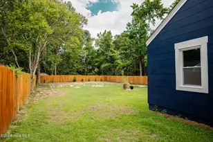 303 Stratford Rd, Jacksonville, NC 28540 - Photo 19