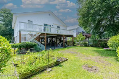 112 SW 13th Street, Oak Island, NC 28465 - Photo 13