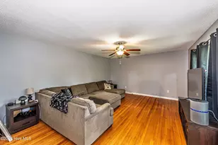 32 Chapman Ct, Jacksonville, NC 28540 - Photo 7