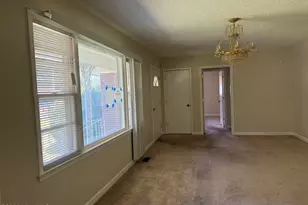 1702 Clark Ave, New Bern, NC 28560 - Photo 9
