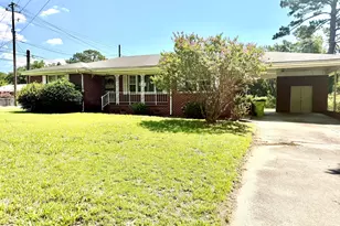 1702 Clark Ave, New Bern, NC 28560 - Photo 1