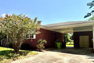 1702 Clark Ave, New Bern, NC 28560 - Photo 3
