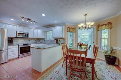 306 Taliaferro Lane, New Bern, NC 28560 - Photo 17