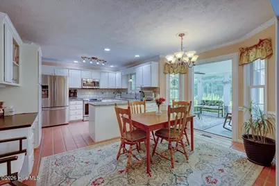 306 Taliaferro Lane, New Bern, NC 28560 - Photo 11