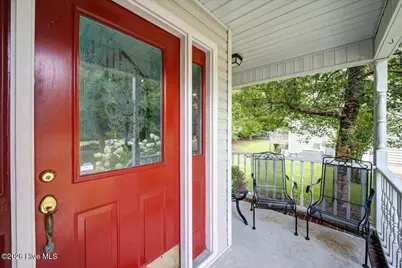 306 Taliaferro Lane, New Bern, NC 28560 - Photo 5