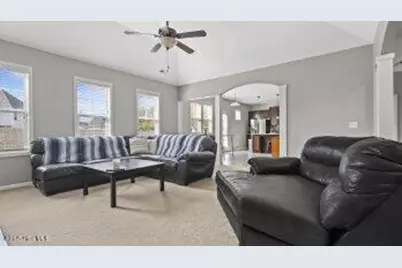 203 Holmes Point Court, Jacksonville, NC 28546 - Photo 9