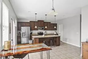 203 Holmes Point Ct, Jacksonville, NC 28546 - Photo 17