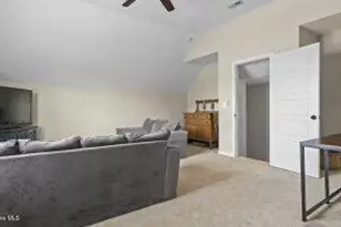 203 Holmes Point Ct, Jacksonville, NC 28546 - Photo 11