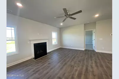 114 Seashore Street, Grimesland, NC 27837 - Photo 5