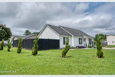 137 Sutton Drive, Elizabeth City, NC 27909 - Photo 5
