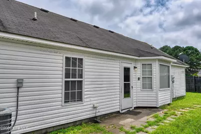 137 Sutton Drive, Elizabeth City, NC 27909 - Photo 9