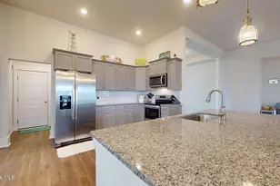 204 Edgewater Wy, Surf City, NC 28445 - Photo 27