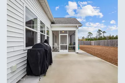 204 Edgewater Way, Surf City, NC 28445 - Photo 7