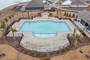 204 Edgewater Wy, Surf City, NC 28445 - Photo 17