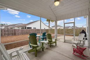 204 Edgewater Wy, Surf City, NC 28445 - Photo 9