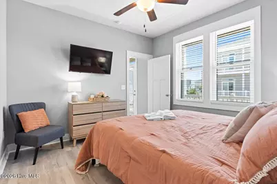 412 E Fourth Street, Ocean Isle Beach, NC 28469 - Photo 35