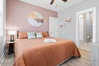 412 E Fourth Street, Ocean Isle Beach, NC 28469 - Photo 33
