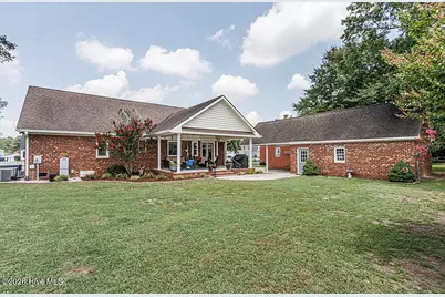 609 Golfers Lane, Nashville, NC 27856 - Photo 7