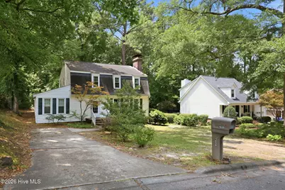 1608 Canterbury Road, Greenville, NC 27858 - Photo 3