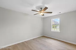 301 Paddock Pl, Jacksonville, NC 28546 - Photo 15