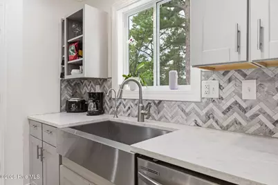 907 Sea Holly Court, New Bern, NC 28560 - Photo 17