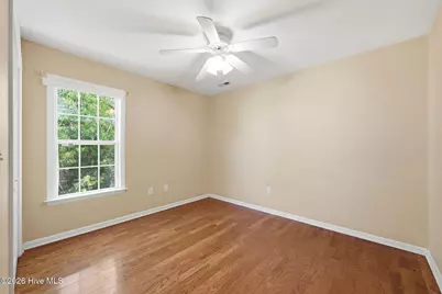106 Lakeside Green Drive, New Bern, NC 28560 - Photo 21