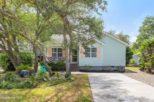 145 NW 10th St, Oak Island, NC 28465 - Photo 3