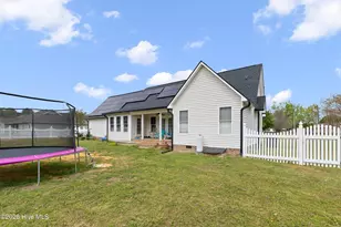 724 Iris Bryant Rd, Dunn, NC 28334 - Photo 5